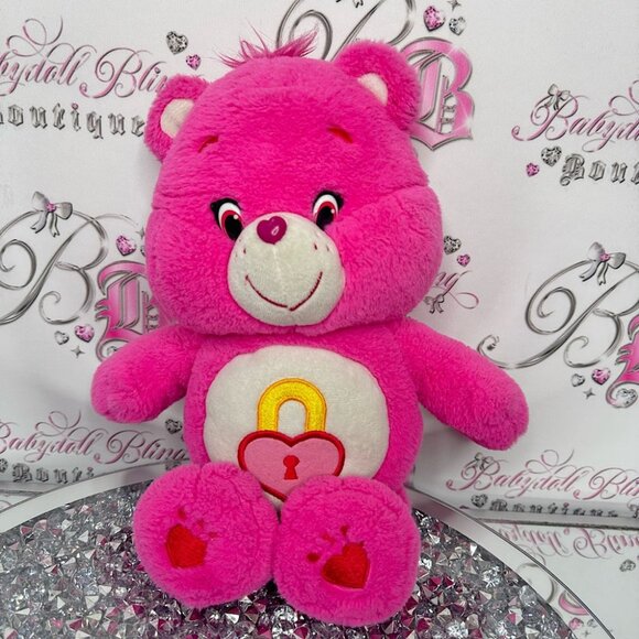 Care bear plush toy 2015 stuffed animal pink heart locket lock 🔒 belly cartoon